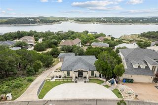 18924 Peckham DR, Point Venture, TX 78645
