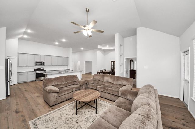 21231 Grey Bloom Avenue, Tomball, TX 77377