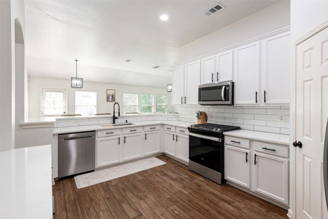 10012 Chadbourne Road, Fort Worth, TX 76244