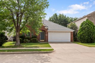 10012 Chadbourne Road, Fort Worth, TX 76244