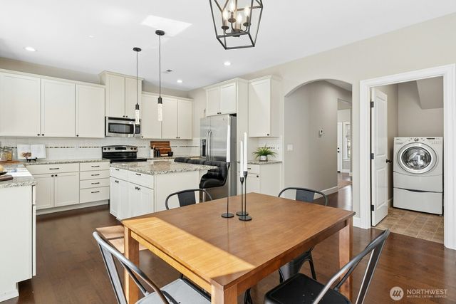 24322 229th Court SE, Maple Valley, WA 98038