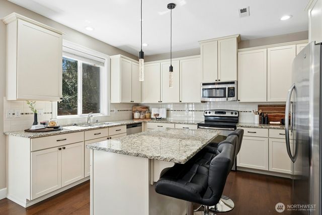 24322 229th Court SE, Maple Valley, WA 98038