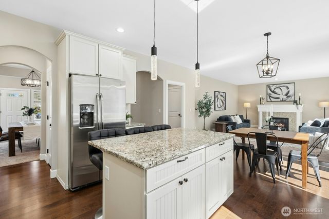 24322 229th Court SE, Maple Valley, WA 98038