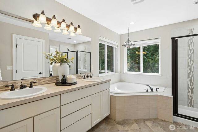 24322 229th Court SE, Maple Valley, WA 98038