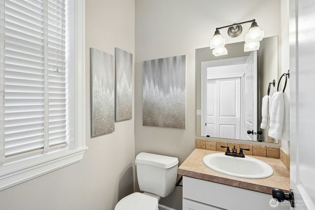 24322 229th Court SE, Maple Valley, WA 98038