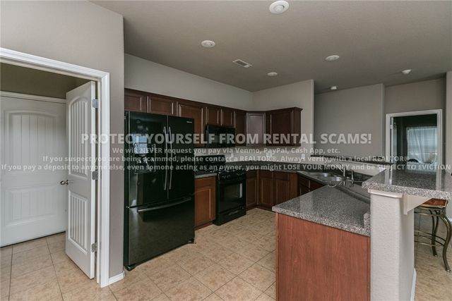4400 W Serviceberry Drive, Fayetteville, AR 72704