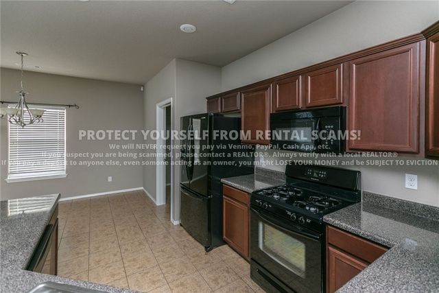 4400 W Serviceberry Drive, Fayetteville, AR 72704