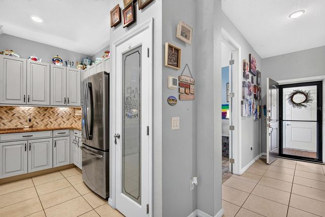 7010 PLAYA BELLA DRIVE, Bradenton, FL 34209