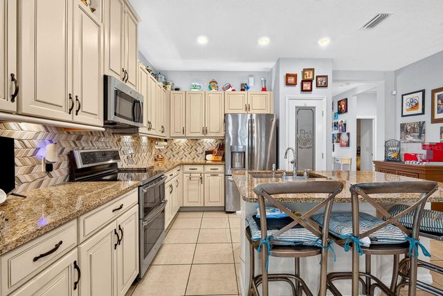 7010 PLAYA BELLA DRIVE, Bradenton, FL 34209