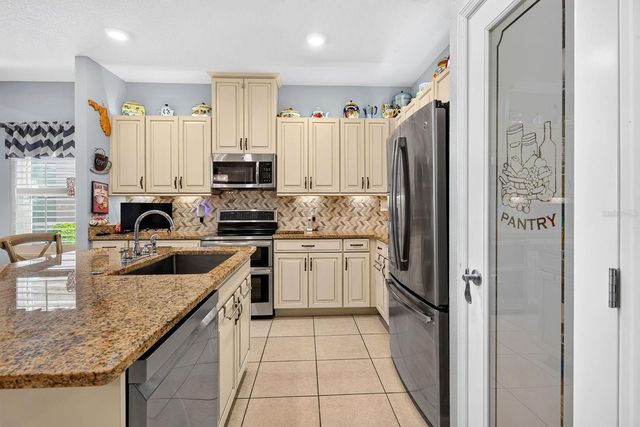 7010 PLAYA BELLA DRIVE, Bradenton, FL 34209