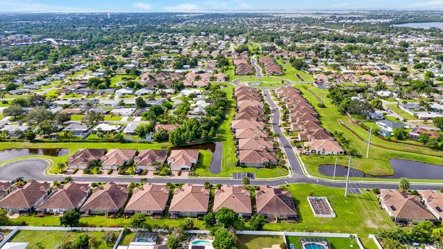 7010 PLAYA BELLA DRIVE, Bradenton, FL 34209