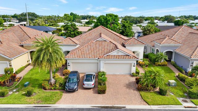 7010 PLAYA BELLA DRIVE, Bradenton, FL 34209