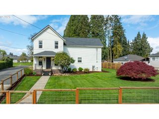 625 S MAIN St, Mt Angel, OR 97362