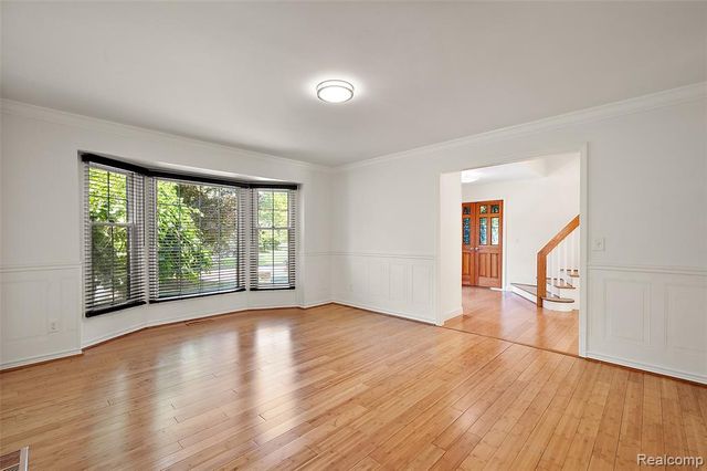 5353 W Bloomfield Lake Road, West Bloomfield, MI 48323