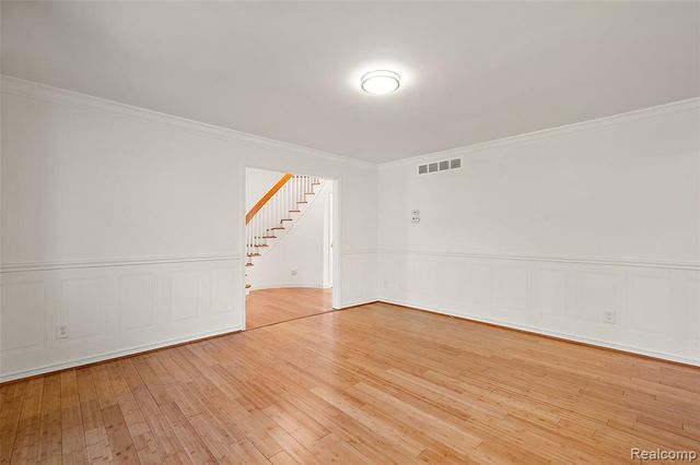 5353 W Bloomfield Lake Road, West Bloomfield, MI 48323