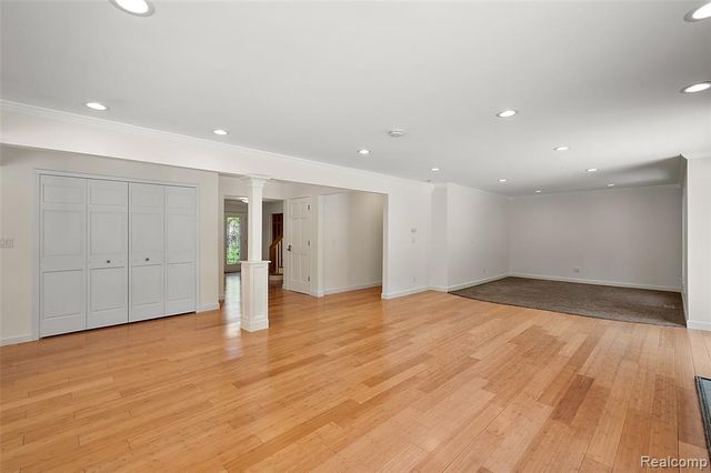 5353 W Bloomfield Lake Road, West Bloomfield, MI 48323