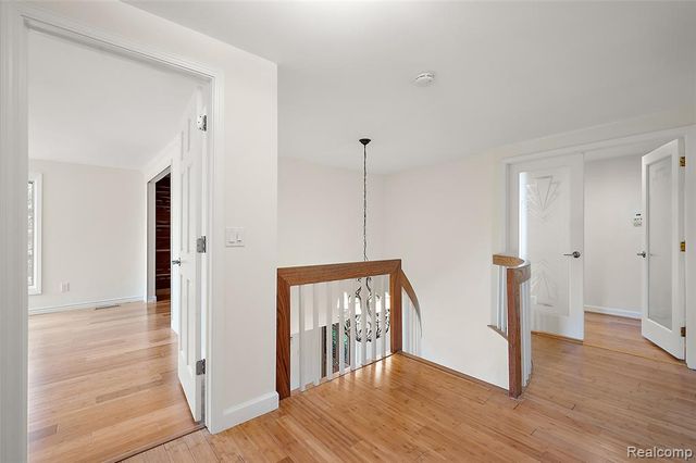 5353 W Bloomfield Lake Road, West Bloomfield, MI 48323