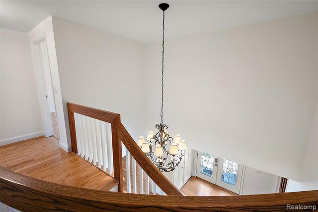 5353 W Bloomfield Lake Road, West Bloomfield, MI 48323