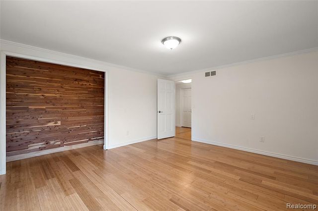 5353 W Bloomfield Lake Road, West Bloomfield, MI 48323