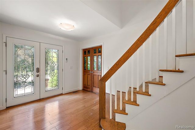 5353 W Bloomfield Lake Road, West Bloomfield, MI 48323