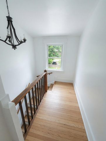 490 E Oakland Avenue, Columbus, OH 43202