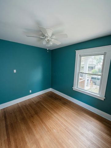 490 E Oakland Avenue, Columbus, OH 43202