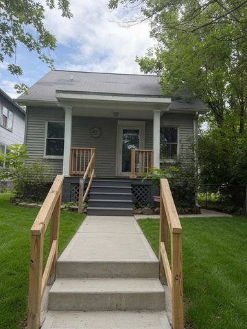 490 E Oakland Avenue, Columbus, OH 43202