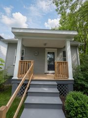 490 E Oakland Avenue, Columbus, OH 43202