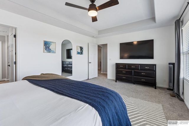 21302 G Street, Elkhorn, NE 68022