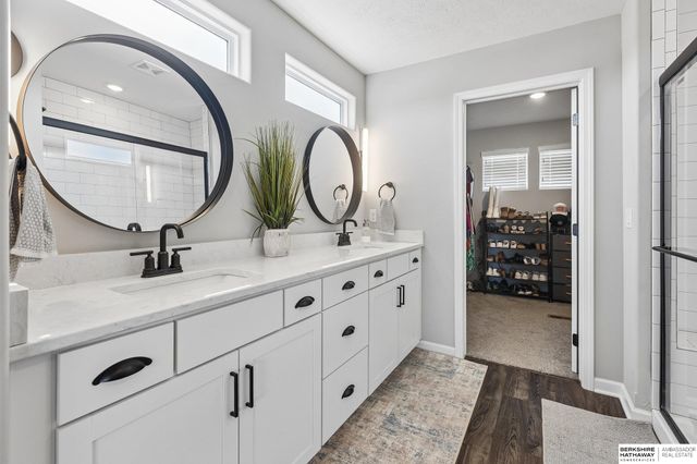 21302 G Street, Elkhorn, NE 68022