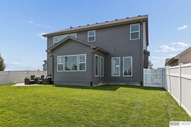 21302 G Street, Elkhorn, NE 68022