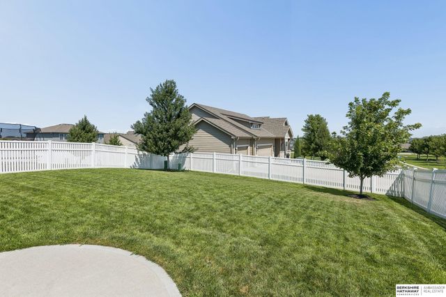 21302 G Street, Elkhorn, NE 68022