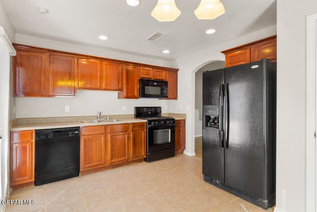 12960 Alfredo Apadaca Drive, El Paso, TX 79938