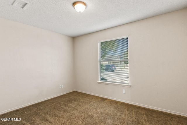 12960 Alfredo Apadaca Drive, El Paso, TX 79938