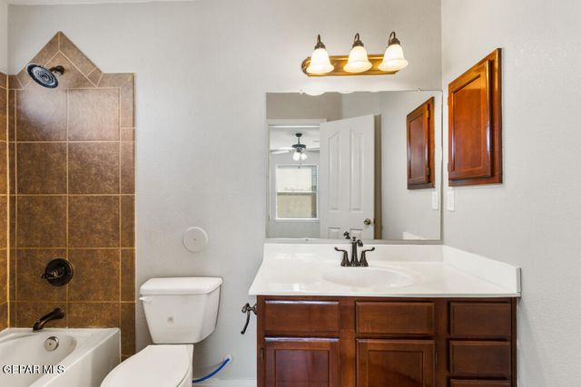 12960 Alfredo Apadaca Drive, El Paso, TX 79938