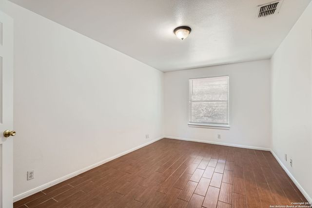 4105 ST CHARLES BAY, San Antonio, TX 78229