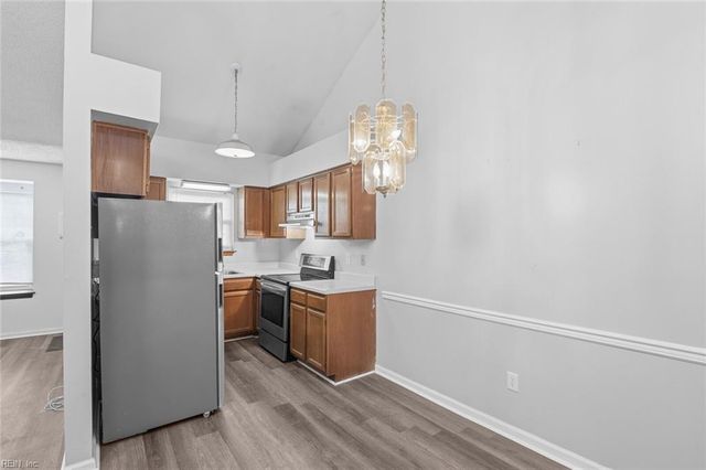 624 Hollomon DR, Hampton, VA 23666