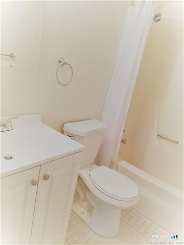 83 Highland Road 83, Stamford, CT 06902