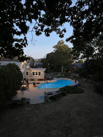 37 8th Avenue, Milford, CT 06460
