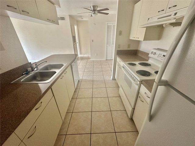 2550 N ALAFAYA TRAIL 2209, Orlando, FL 32826