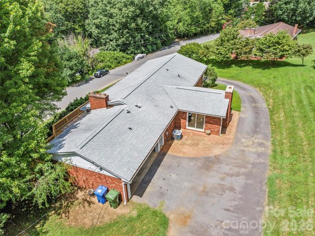 42 Sheppard Drive, Asheville, NC 28806
