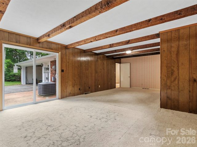 42 Sheppard Drive, Asheville, NC 28806