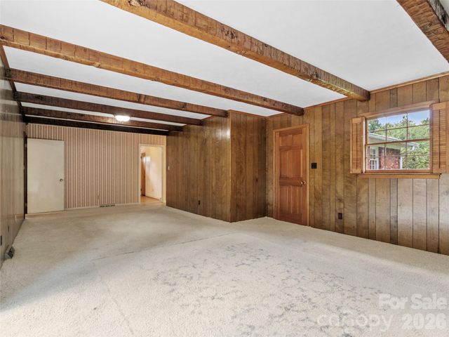 42 Sheppard Drive, Asheville, NC 28806