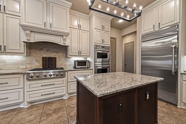 27107 W Balsam Fir Circle, Spring, TX 77386