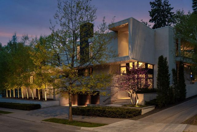 2102 Cedar Lake Parkway, Minneapolis, MN 55416