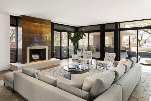 2102 Cedar Lake Parkway, Minneapolis, MN 55416