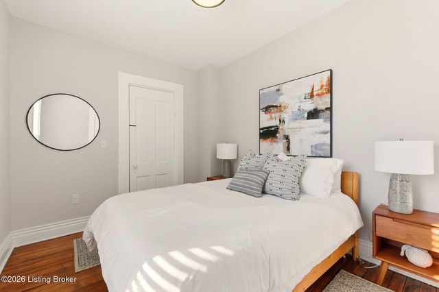 4556 S 3rd St, Louisville, KY 40214