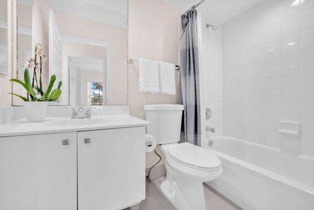 17194 VENTANA Drive, Boca Raton, FL 33487