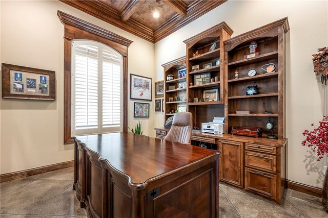 27 S Windsor Drive, Rogers, AR 72758