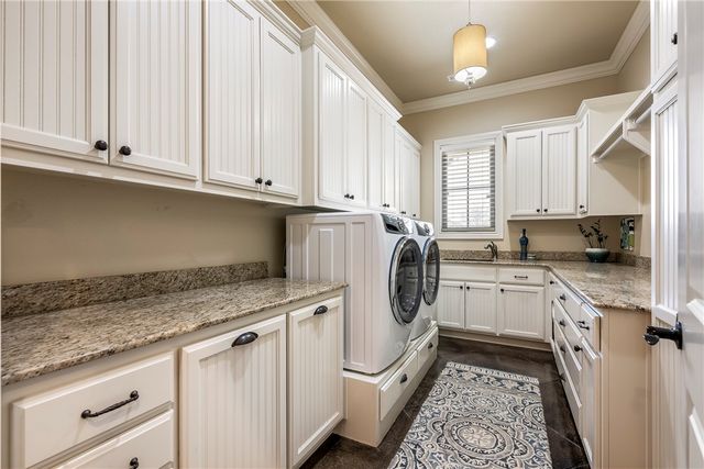 27 S Windsor Drive, Rogers, AR 72758